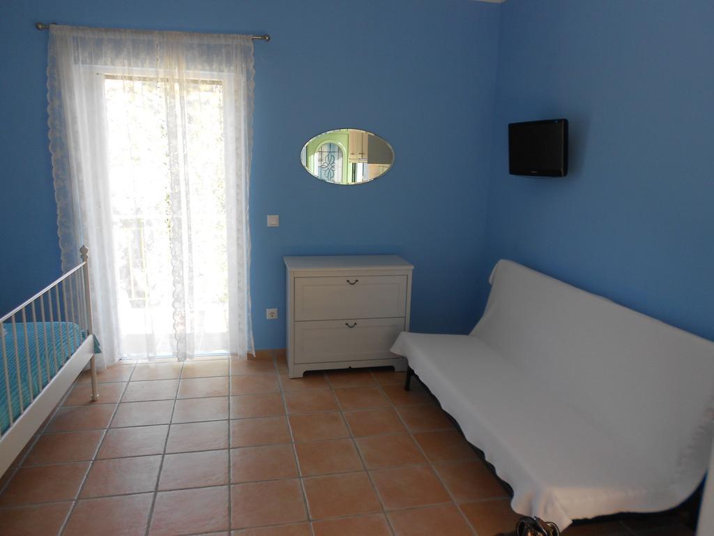 Harmony Apartment Kalamitsi  Ngoại thất bức ảnh